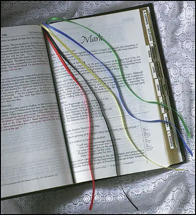 Ribbon bookmark with 5 ribbons